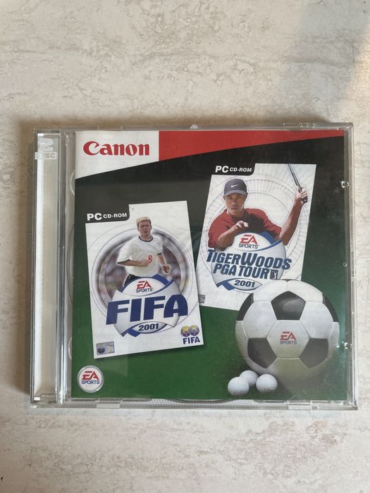 Pc Cd-ROM комплект с две игри-fifa 2001,Tiger woods PGA tour 2001
