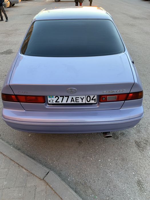 Тойота камри  20