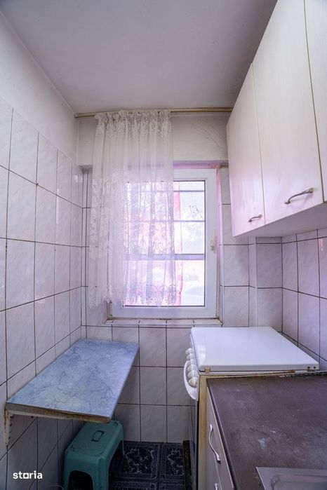 Dristor, LIDL, an 1987, garsoniera la parter, cu balcon