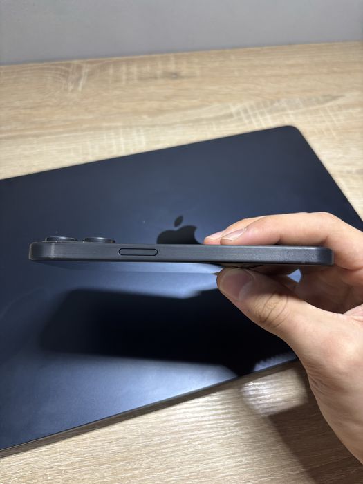 Муляж Айфон 15про черный