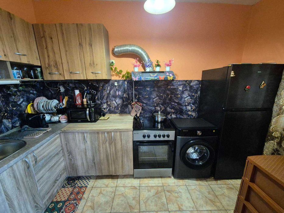 Дава се под наем Четиристаен апартамент в Левски - 80 кв.м за 61843.11 € - Снимка #13