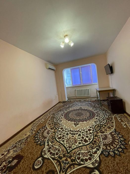 4 каватли домнинг 3 каватида 2 хонали квартира ижарага берилади