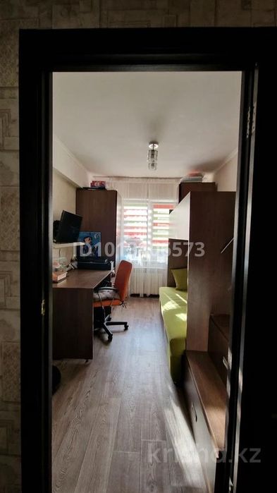 Продам спальный гарнитур 2 яруса