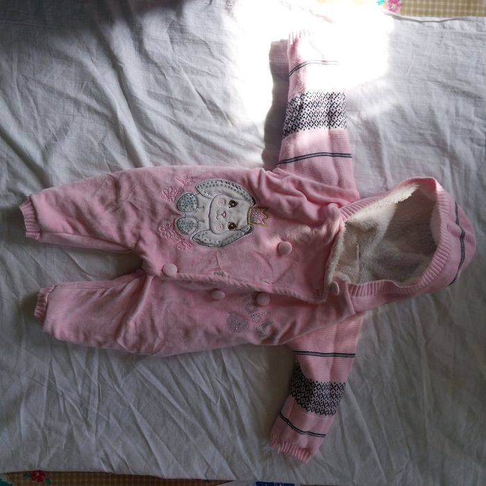 Продается детский комбинезон для девочки