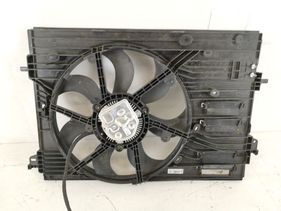 Електровентилатор Радиатор Рено Каджар 1 / Renault Kadjar 1 Оригинален
