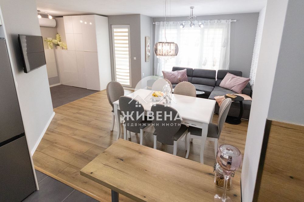 Дава се под наем Двустаен апартамент в Варна, Чайка - 73 кв.м за 800 € - Снимка #1