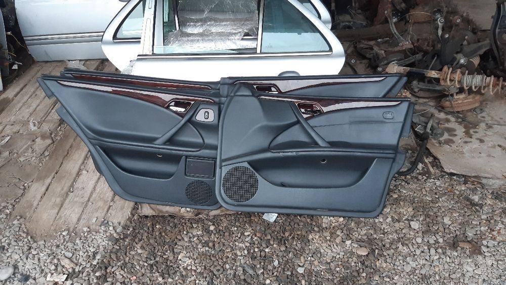 Мерседес 210 210