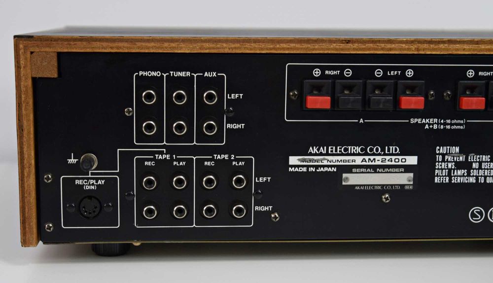 Amplificator Akai AM-2400