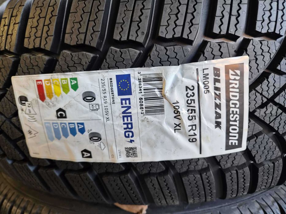 NISSAN ARIYA оригинални нови джанти 19" в комплект със зимни гуми 235/55/R19 Bridgestone Blizzak XL