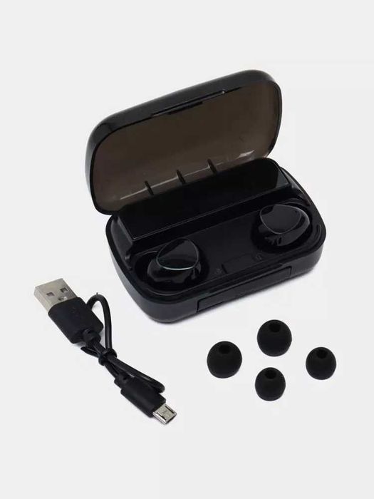 M10 Naushnik akkamlatorlik