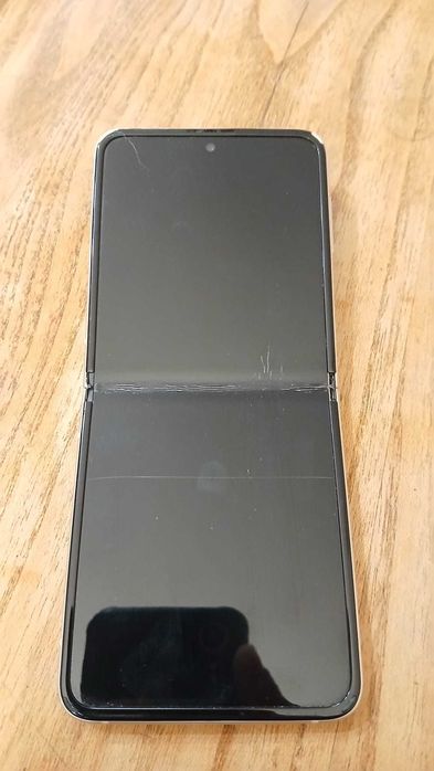 Samsung Galaxy Z Flip 3 5G