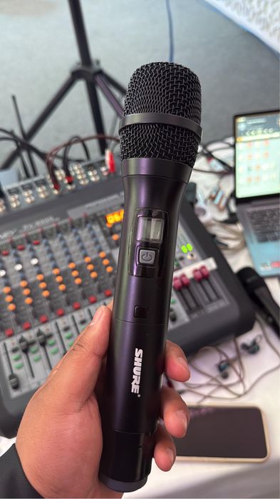 Продам микрофон shure и akg
