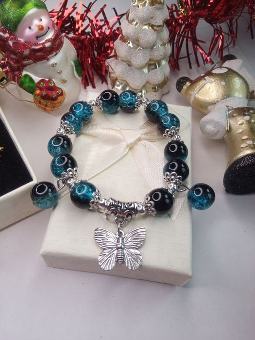 Гривна от мъниста