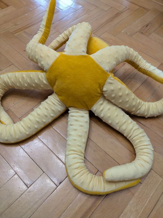 Caracatita plus Ikea