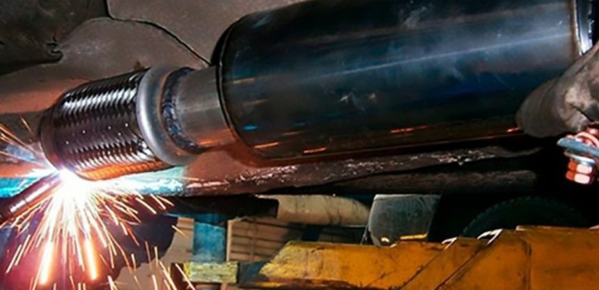 Ремонт глушителя гофра катализатор и прочие сварочный работы