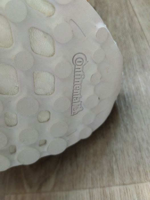 Adidas кроссовки