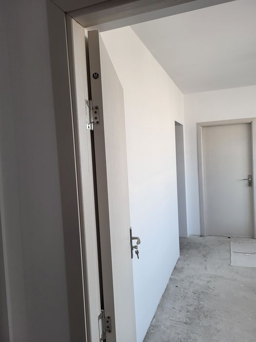 Vând apartament 3 camere Ploiesti