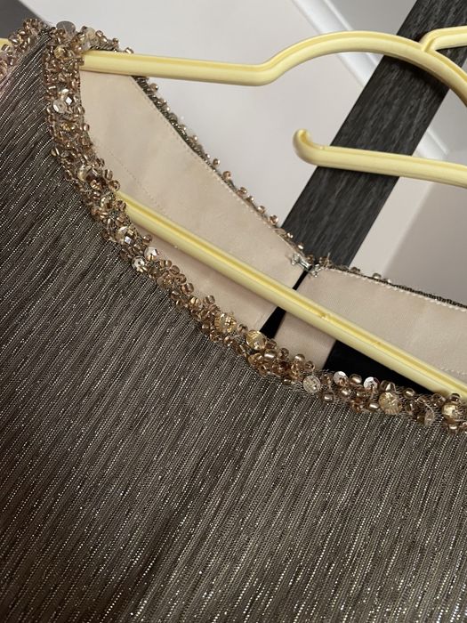 Платье вечернее