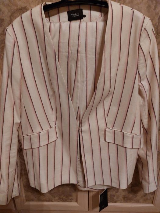 Костюм брючный производство Германия