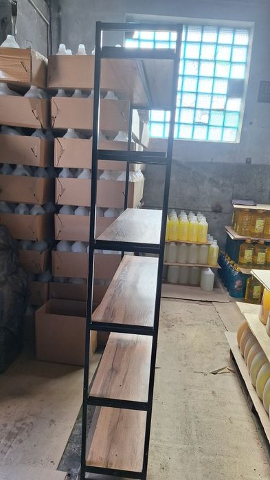 Продам полку витринную