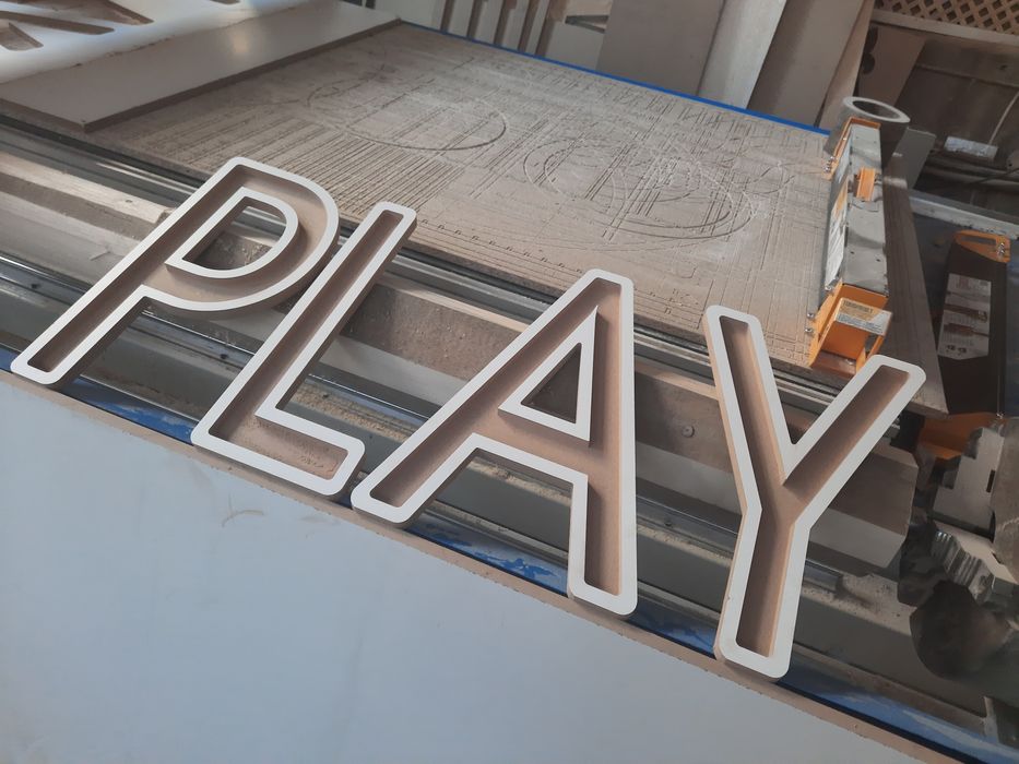 Litere volumetrice reclame volumetrice