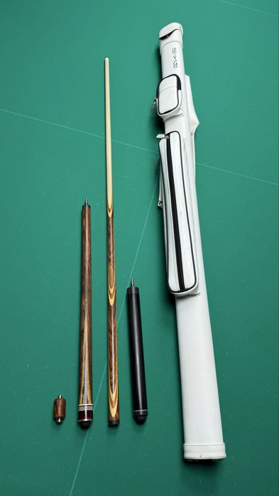 Продам бильярдный кий.