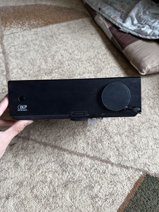 Проектор vivitek