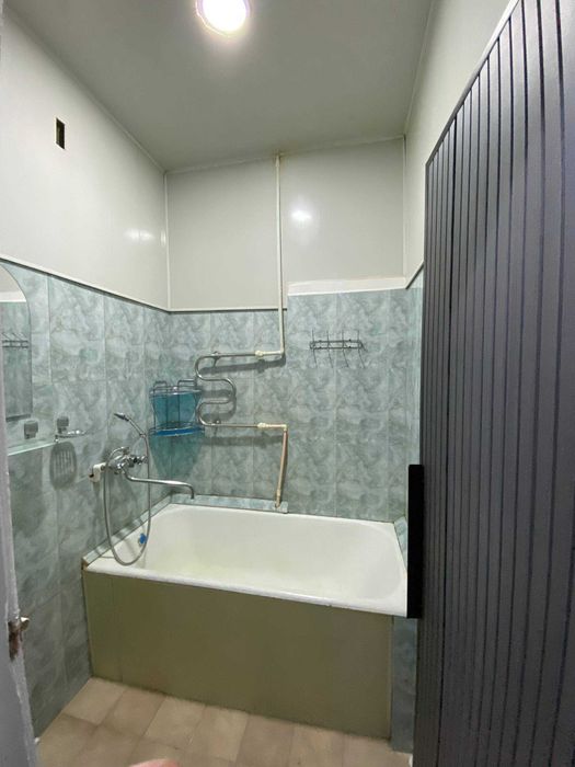 Срочно продается 2-х комн квартира Куйлюк массив-2, 2/1/4