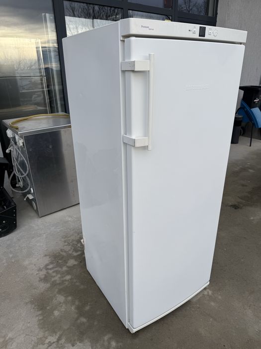 Фризер Либхер No Frost 144см