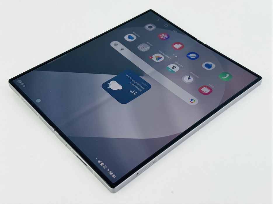 Samsung Galaxy Z Fold 6 5G 256GB 12RAM Silver Отличен! Гаранция!