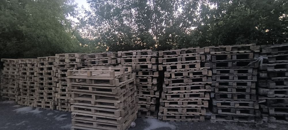 Продам поддоны хорошие