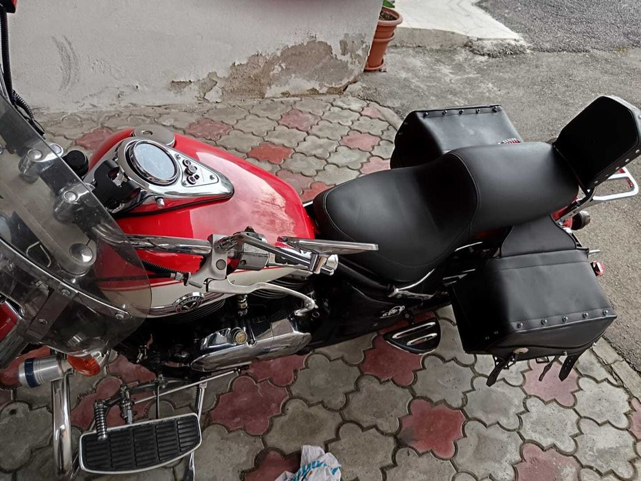 Kawasaki VN 800, pret 3500 euro