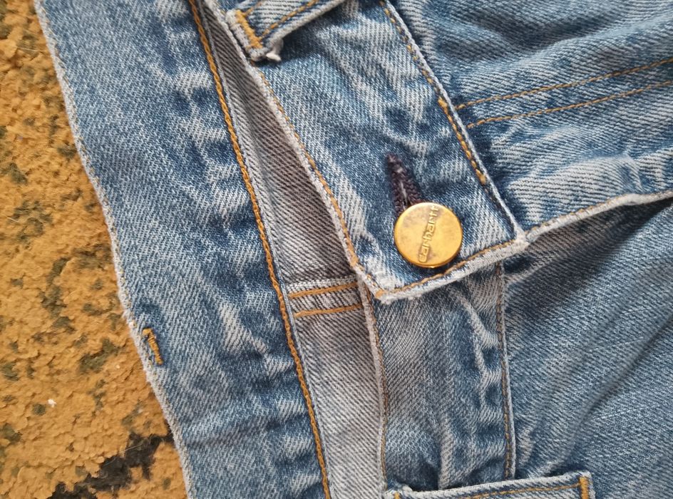 Blugi carhartt mărimea 33