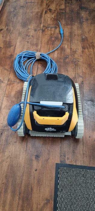 Aspirator robot piscina Dolphin E20