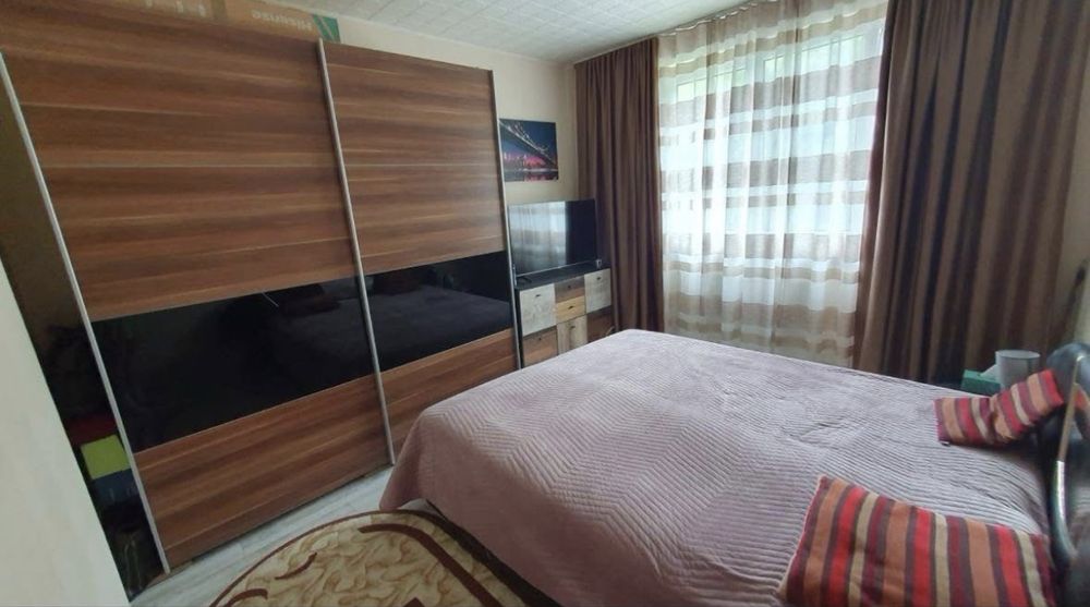Vand apartament 2 camere in zona centrala