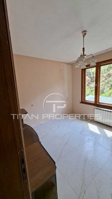 Продава се Многостаен апартамент в Чепеларе - 120 кв.м за 587 €/кв.м - Снимка #5