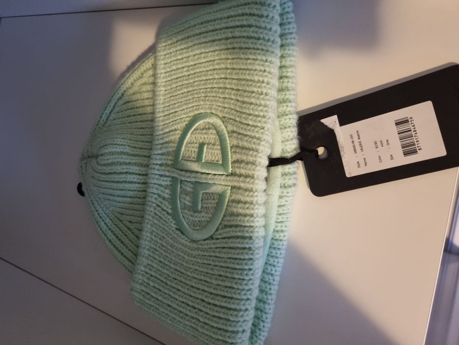 Ски шапка на Голдберг