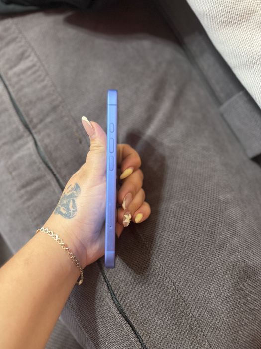 iPhone 16 128GB