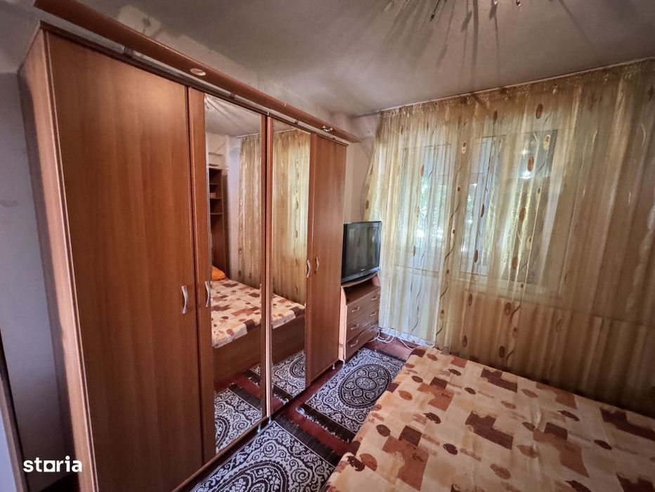 Apartament 2 camere, 47 mp, zona Craiovita Noua