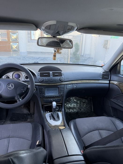 Mercedes Eclass e320 benzina