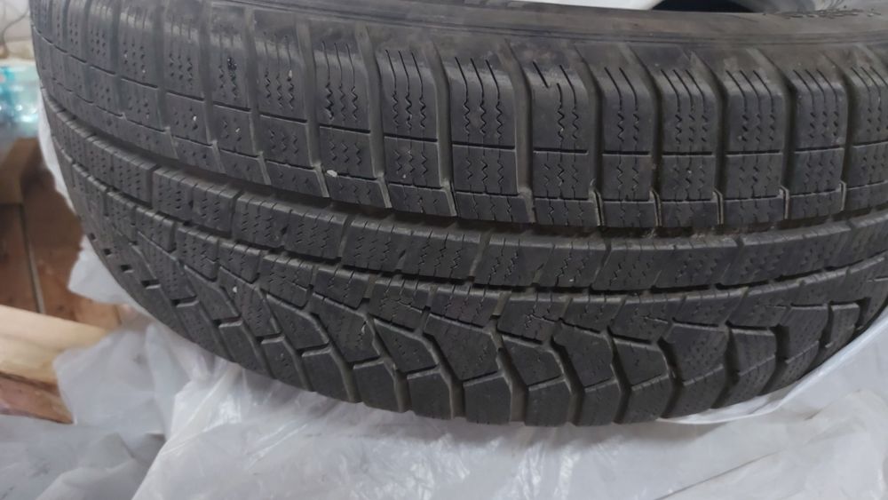 4 anvelope iarna hankook 205 60 r16