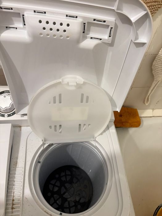 Продам стиральную машинку