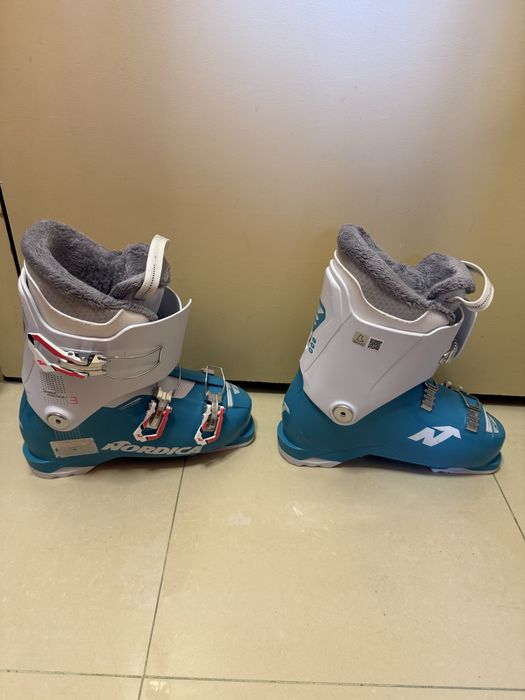 Дамски ски обувки Nordica