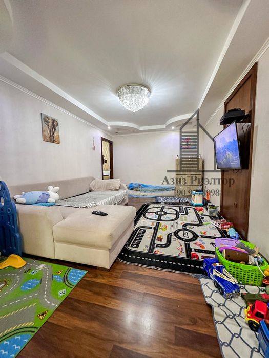 3/2/4 Ялангач школа 190 кирпич 2х6 балкон