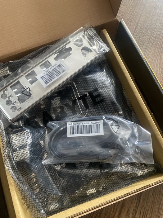 Материнская плата