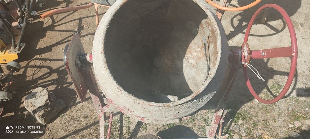 Продам бетономешалку 150,200 литровые