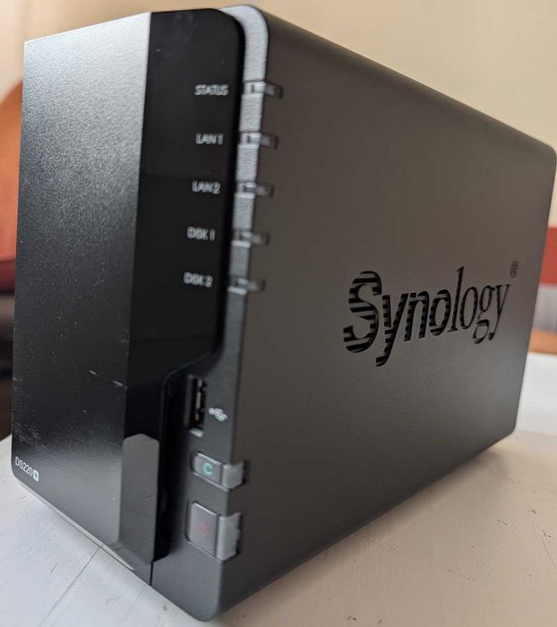 Synology DS220+ | 18GB RAM | 2 x 4TB Seagate Exos 7E8 Enterprise