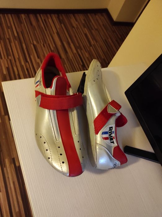 Ghete ciclism RIVAT, mărimea 42/43(27,5 cm)