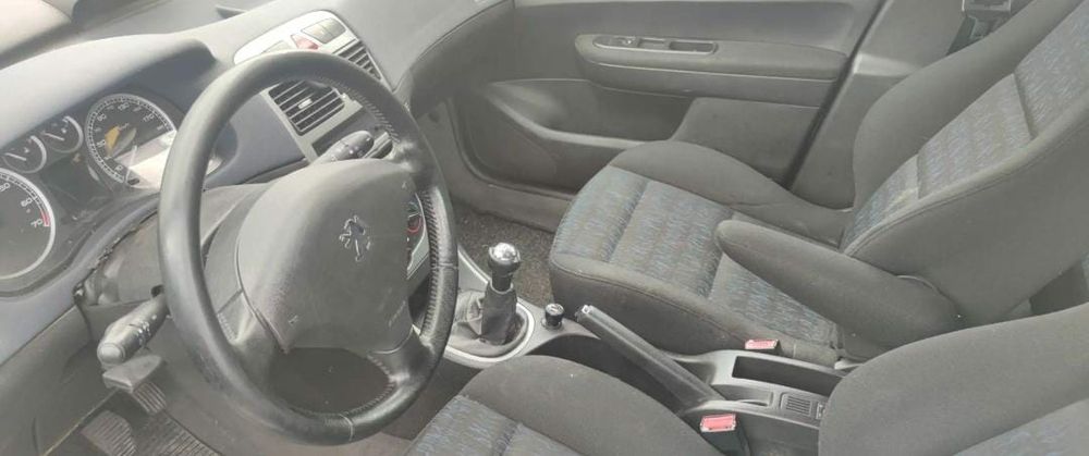 Vand sau schimb 307 sw