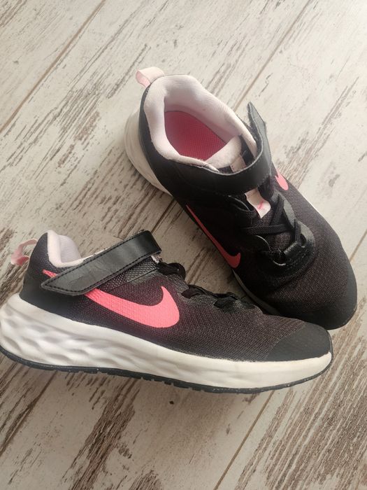 Маратонки Nike 34номер дамски